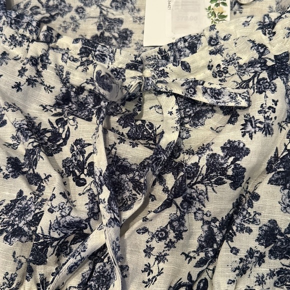 NWT CHELSEA & VIOLET bouquet bloom floral top - Picture 9 of 9